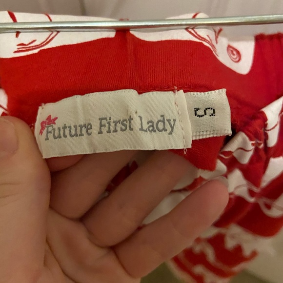 Red Elephant skirt - Picture 2 of 2